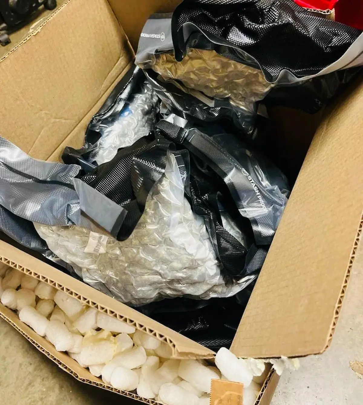 Discreet cannabis packaging for Los Angeles delivery orders